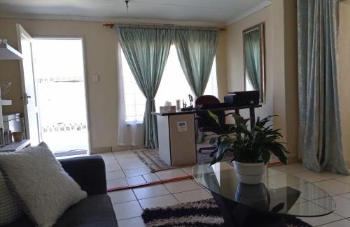 Krugersdorp Apartment | Olivia Pines Guesthouse 4 Bedroom Self Catering House