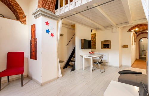 Santo Spirito Apartment | Oltrarno Loft, Lovely 1 Br Flat In Oltrarno District By Halldis