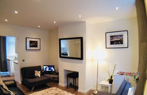 Belfast City Centre House | Olympia Belfast City Ash