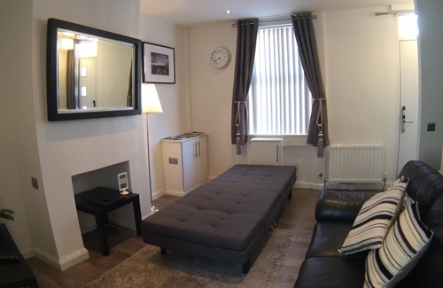 Belfast City Centre House | Olympia Belfast City Ash