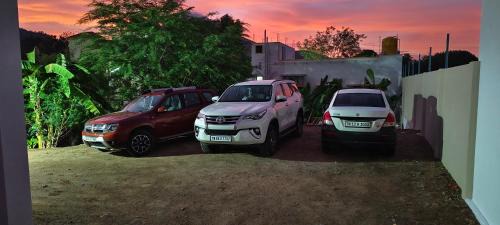 Tiruvannamalai House | OM LINGESWARAN HOME STAY Tiruvannamalai