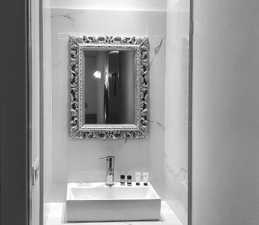 Faliraki House | Omiros