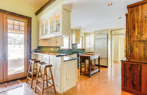 Bedford House | On 20 Scenic Acres: Mtn Retreat in Star Valley