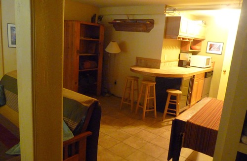 Killington Ski Chalet | On access road to ski slopes private setting, walk distance to restaurants, bar