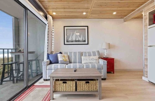 Carolina Beach Apartment | ON THE BEACH! Nautical OCEANSIDE OASIS, Sleeps 4