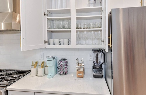 Plaza Midwood House | "On the Move" in Midwood!!