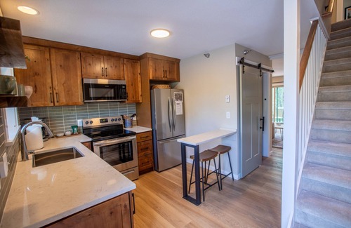 Estes Park Condo | On the River, Downtown Estes Park, Close to RMNP entrance
