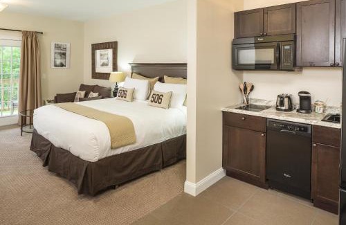 West Woodstock Hotel | On the River Inn