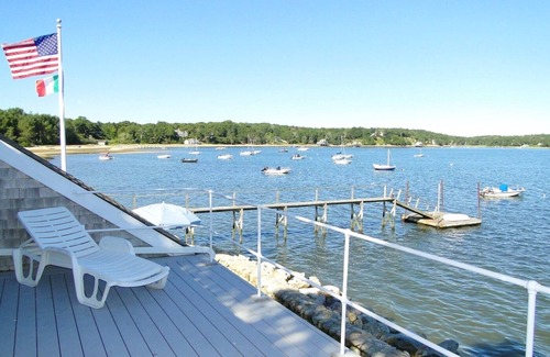 South Orleans House | ON THE WATER Topside Main House on Pleasant Bay. Sleeps 8, 3.5 baths.