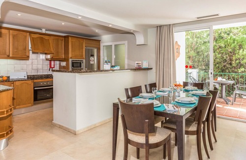 Nikki Beach Apartment | Ona Alanda Club Marbella