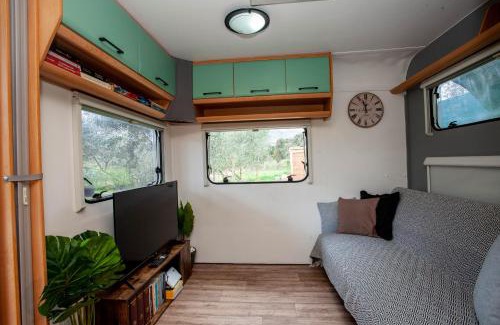 Potistiria House | Onar Camper