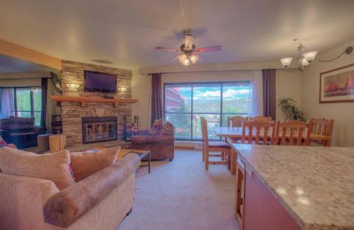 Peak 9 House | One BDR Ski in Ski Out Condo