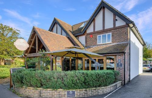 New Forest District Apartment | One-bed central retreat in Brockenhurst