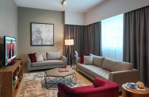 Dubai Marina Hotel | One Bedroom Apartment In Marina By E R