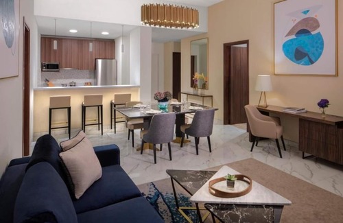 Dubai Media City Apartment | One Bedroom Apartment Near The Media Lounge Palm