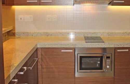 Al Muraqqabat House | One bedroom Apartment Near Gold Souk Metro Station By Luxury Bookings