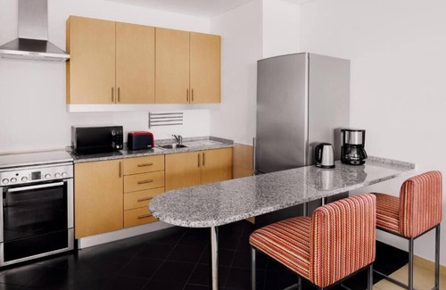 Al Barsha 1 Hotel | One Bedroom Apartment Near Mashreq Metro By E R