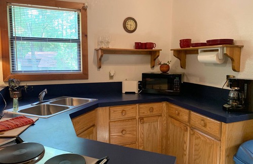 Broken Bow Cabin | One Bedroom by Broken Bow Lake & Cedar Creek Golf Course