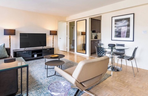 Back Bay East Apartment | One Bedroom in Luxury Boston Apartment Building
