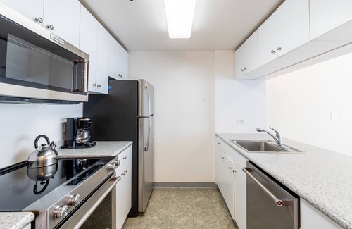 Hoboken Apartment | One Bedroom in Waterfront Building with NYC Views
