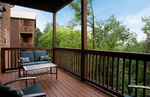Pigeon Forge Condo | One Bedroom Luxury Condo, Pigeon Forge (1724128)