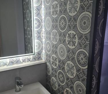 Portrush Apartment | One Bedroom Manse Ave Apartment