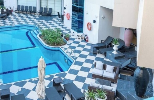 Garhoud House | One Bedroom Near Gigico Metro station By Luxury Bookings