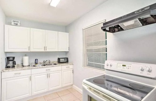 Delray Beach Apartment | One bedroom vacation unit!