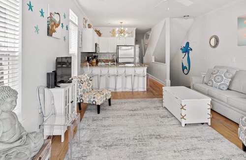 North Carolina Coast House | One House Two Sides w/Pool