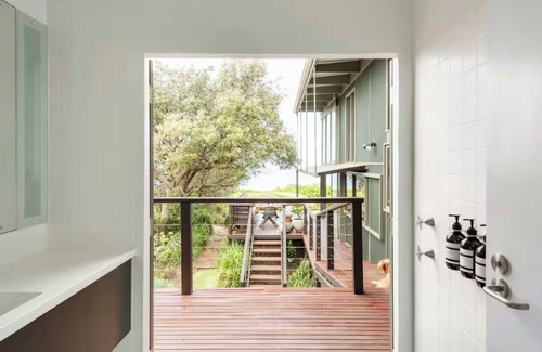 Culburra Beach House | One Hundred Banksias on Culburra Beach