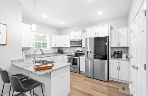 Clarksville House | One-Of-A-Kind Cookie Themed Stay for up to 6