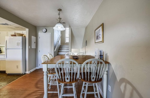 East End House | ONE OF THE BEST UNITS AROUND!