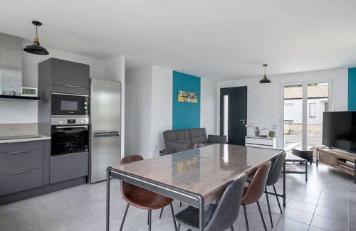 Saint-Michel-Chef-Chef Ski Chalet | One-storey house for 7 people in Saint-Michel