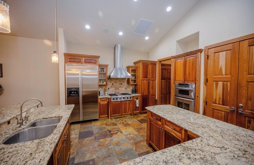 Dalton Ranch House | One story townhome in gated community close to downtown Durango, skiing, golfing