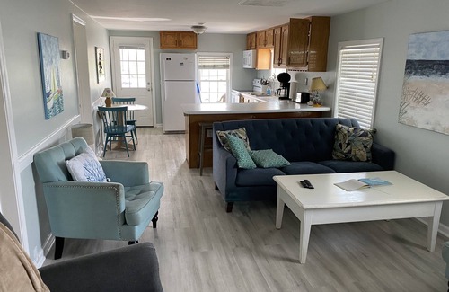 Carolina Beach Cottage | One Street Over - Cottage by the Sea!
