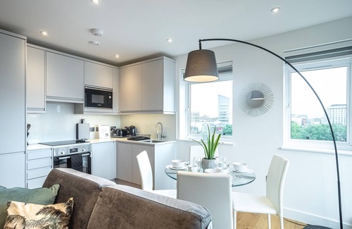 Slough Apartment | OneBedroom near Eton College by Belvilla