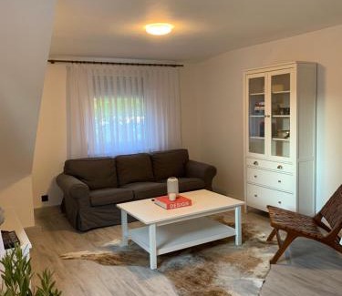 Hallschlag Apartment | OneFlats Stuttgart near Wasen, Mahle, Daimler, Bosch