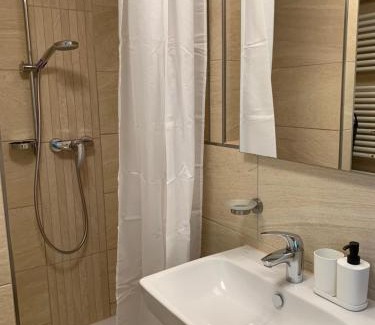 Hallschlag Apartment | OneFlats Stuttgart near Wasen, Mahle, Daimler, Bosch