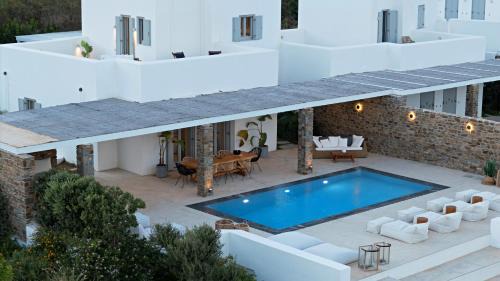 Antiparos Villa | Oneiro 4BDR Villa in Antiparos Sirocco Villa
