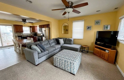 Sea Isle City House | Only 200 feet to the beach!