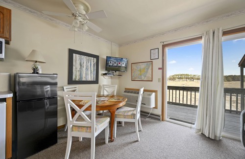 Chincoteague Condo | Only 5 min. from the Beach!
