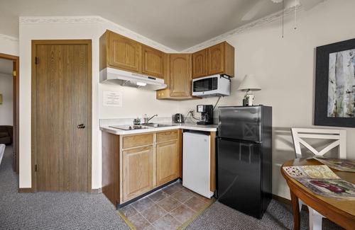 Chincoteague Condo | Only 5 min. from the Beach!