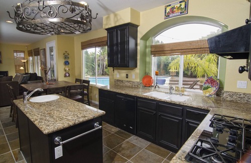 Carlsbad House | OPEN 10/20-25 Unique Villa, Walk to Beach, Pool/Spa, Pets Ok!