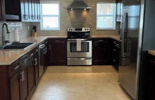 Palm Aire Village West House | Open concept 4 BR with heated pool and lounge area