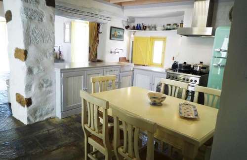 Serifos House | Open Space House at the Castle of Chora, Serifos