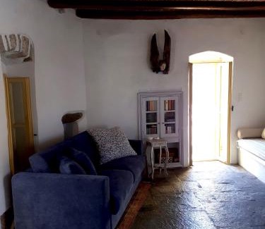 Serifos House | Open Space House at the Castle of Chora, Serifos