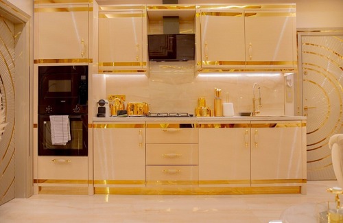 Huddersfield Apartment | Optimal Apartments - The Emerald Suite