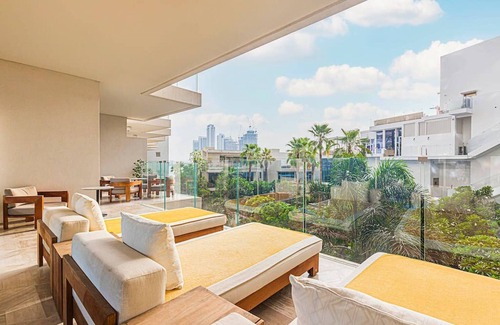 Palm Jumeirah Apartment | Opulent 2 Bedroom Apartment In Five Palm Jumeirah
