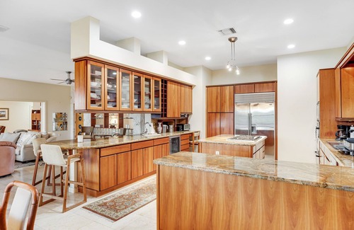 Islamorada House | Opulent waterfront estate with dock, pool, hot tub & rooftop view - dog-friendly