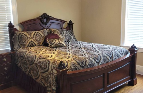 Wilmington House | Opuluxe Market Street Oasis